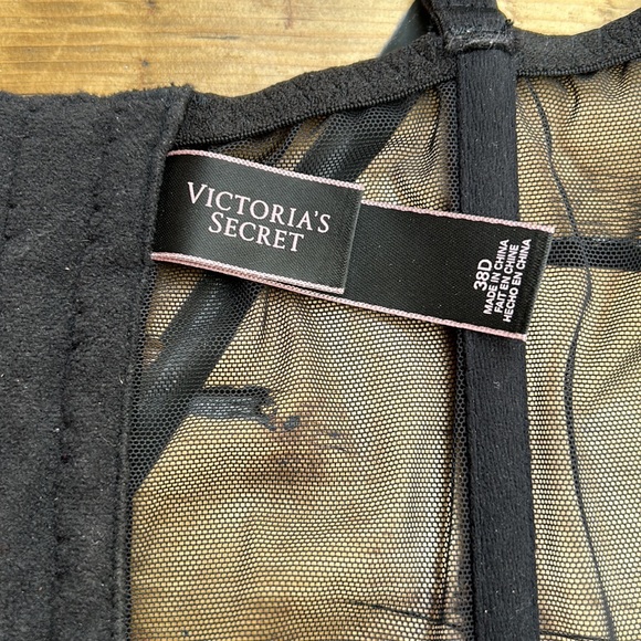 Victoria’s Secret 38D lace Bustier - Picture 6 of 6